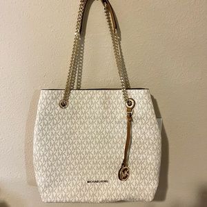 NEW Michael Kors MK Large Jet Set Chain Vanilla Tote Bag